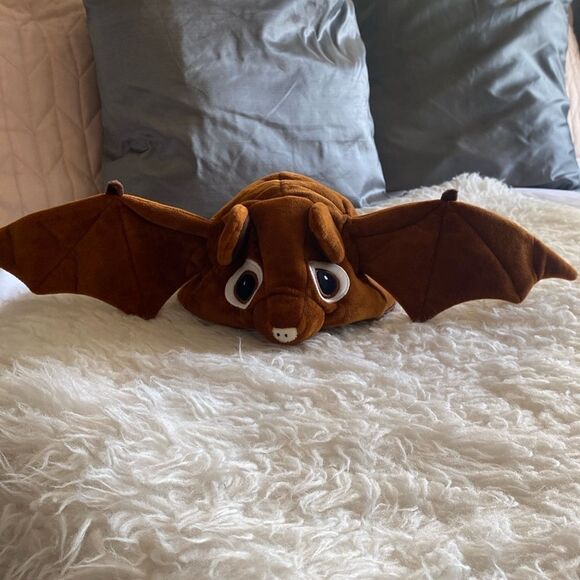 Bat hat - Picture 1 of 4